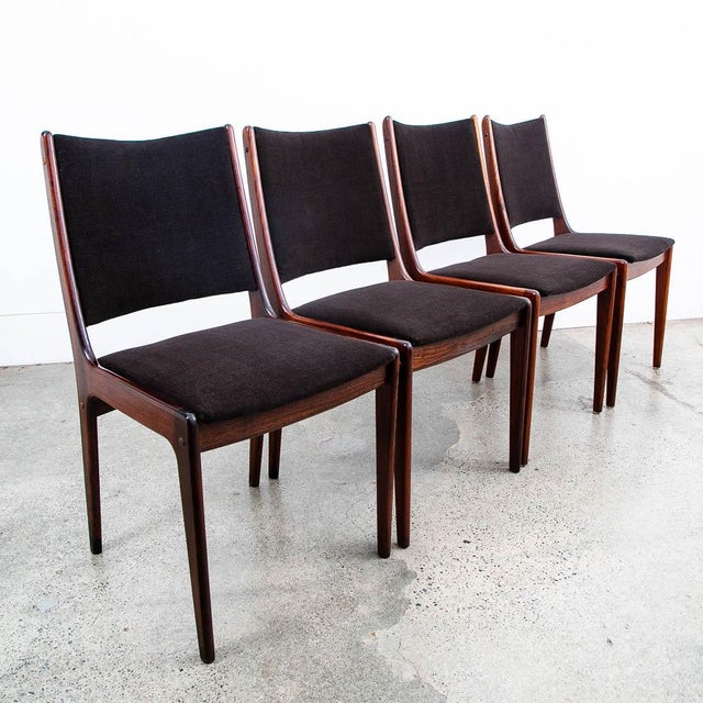 Wood 1960s Mid Century Danish Modern Dining Chairs Johannes Andersen Set 5 Rosewood Brown For Sale - Image 7 of 10