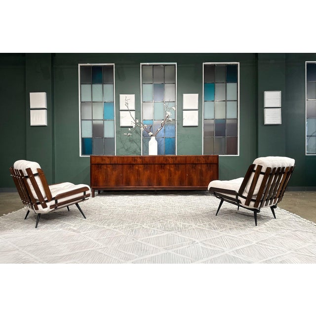 Produced in the 1960s by Celina, this refined credenza is a strong example of Brazilian modern cabinetry at its most...