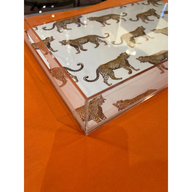 Kenneth Ludwig Chicago White & Gold Cheetah Lucite Tray For Sale - Image 4 of 7