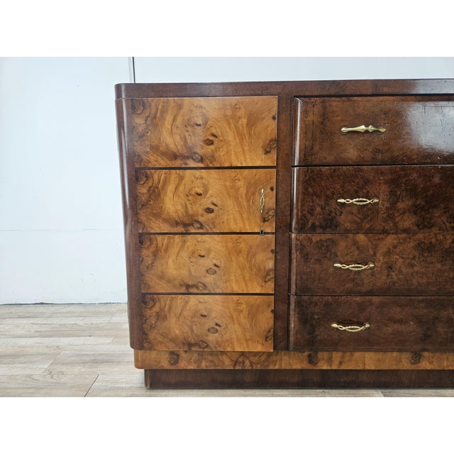 Art Deco Sideboard in Walnut and Blond Walnut, 1940 For Sale - Image 9 of 18