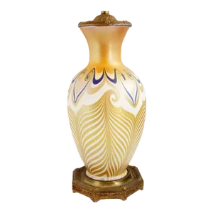 Early 20th Century American Quezal Art Nouveau Glass Pulled Feather Table Lamp