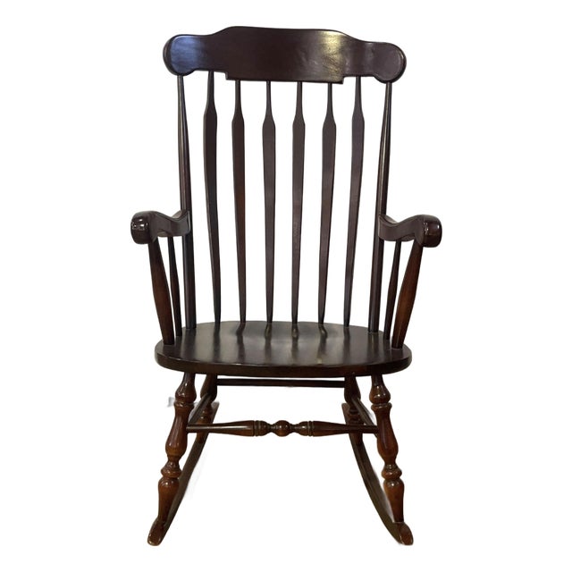 Vintage Virginia House High Arrow Back Windsor Rocking Chair For Sale