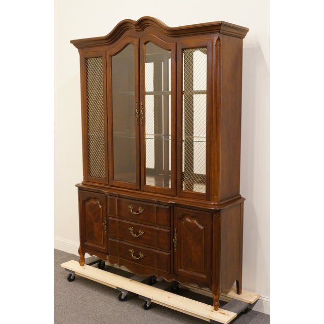 20th Century French Provincial Bernhardt Furniture Lighted China