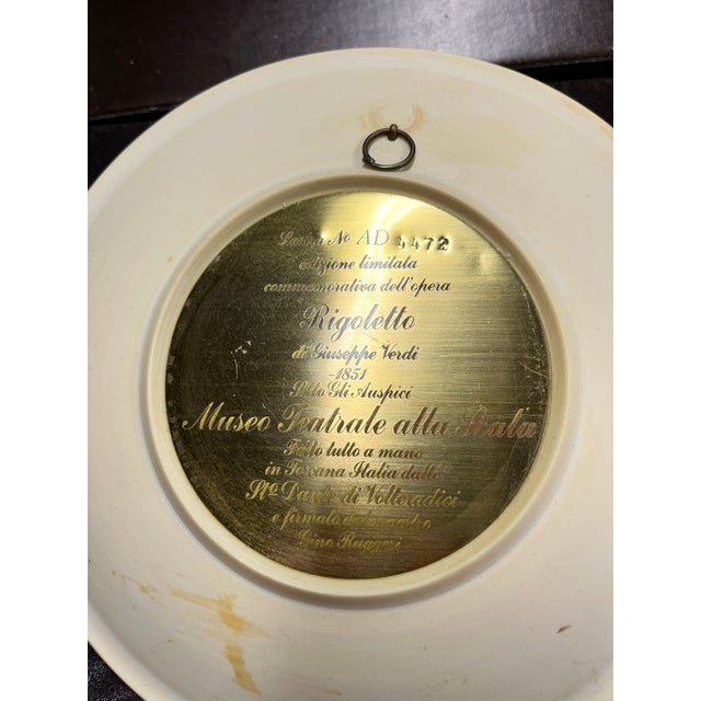 1970s Rigoletto Alabaster La Scala Ruggeri Opera Plate For Sale - Image 5 of 7