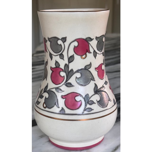 Ceramic Charlotte Rhead 1930's Made in England Oyster Pattern Crown Ducal Vase For Sale - Image 7 of 13