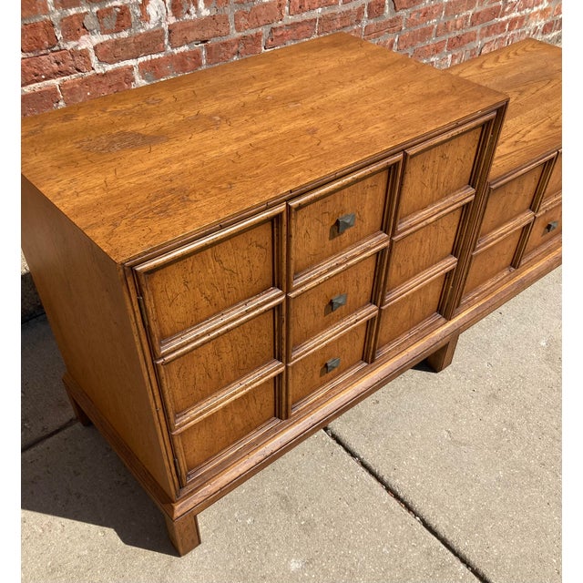 Henredon Henredon Custom Folio Three Tiered Modular Dresser For Sale - Image 4 of 18