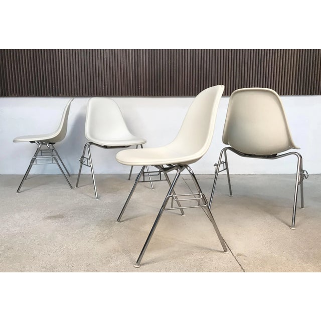 Metal DSS Chairs by Charles & Ray Eames for Herman Miller, 1950s, Set of 4 For Sale - Image 7 of 18