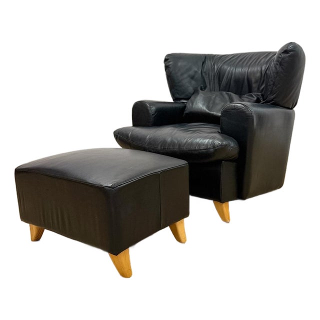 Late 20th Century Calia Salotti Italian Black Leather Chair and Ottoman Set Made in Italy For Sale