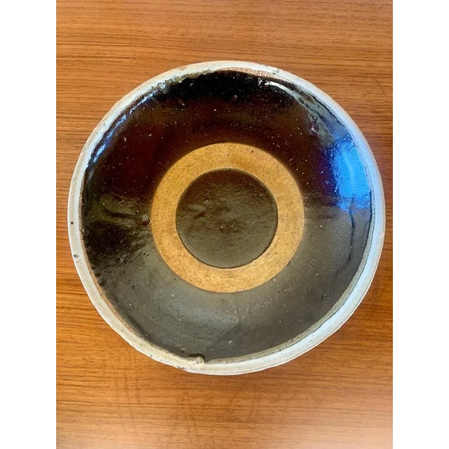 Mid-Century Modern Mid-Century Glazed Bullseye Earthenware Bowl, California, USA, 1960s For Sale - Image 3 of 9