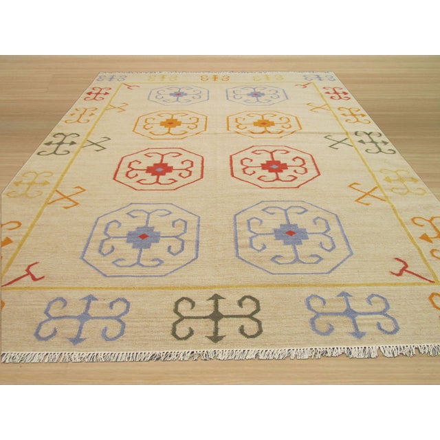 5'6"x10 Harlow Kilim Ivory Nan Floral Traditional Flatweave Wool Carpet Rug For Sale - Image 4 of 6