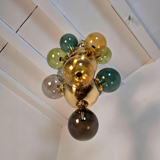 Glass and Brass Italian Mid-Century Modern Chandelier For Sale In Dallas - Image 6 of 9