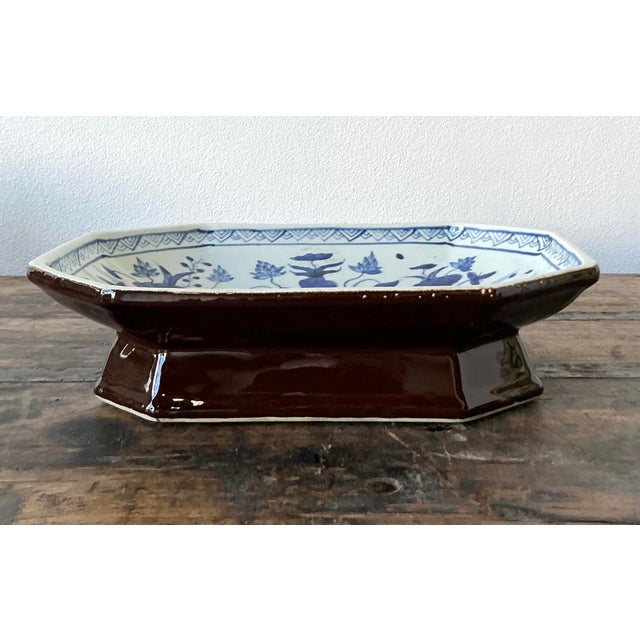 This stunning pair of vintage Chinoiserie bowls brings a sense of timeless Eastern elegance to any interior. Crafted with...