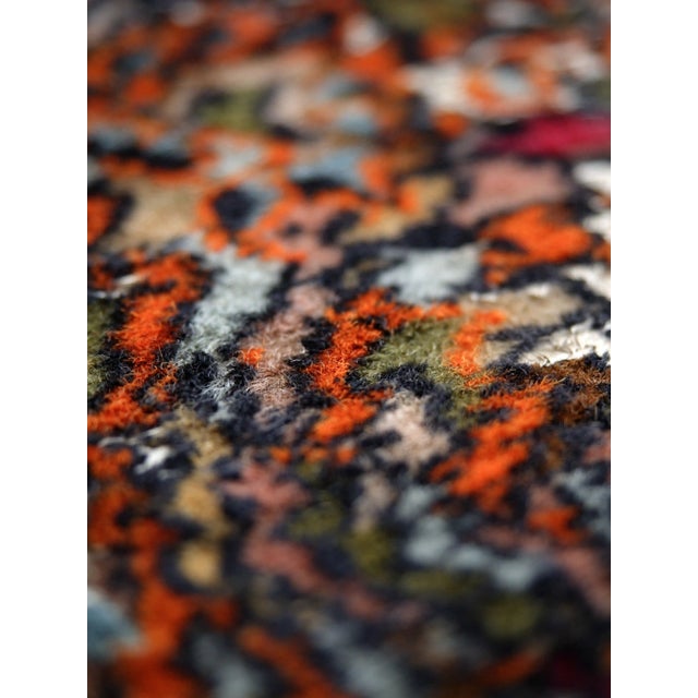 Textile Middle Eastern Rug in Ghoum Silk with Wool For Sale - Image 7 of 10