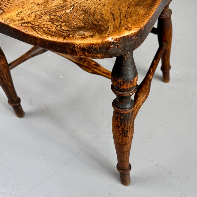 Antique English Windsor Chairs, 1890s, Set of 2 For Sale - Image 10 of 16