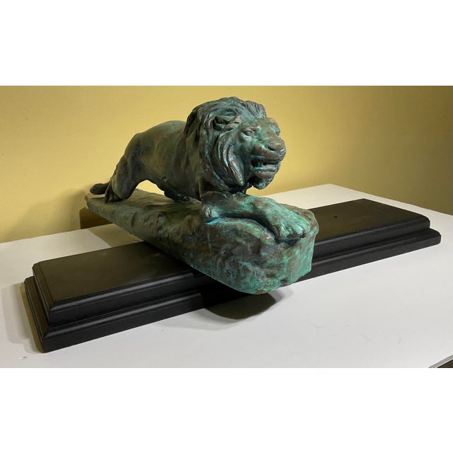 Majestic Copper and Composite Lion Sculpture - A Statement of Power and Artistry For Sale - Image 4 of 10
