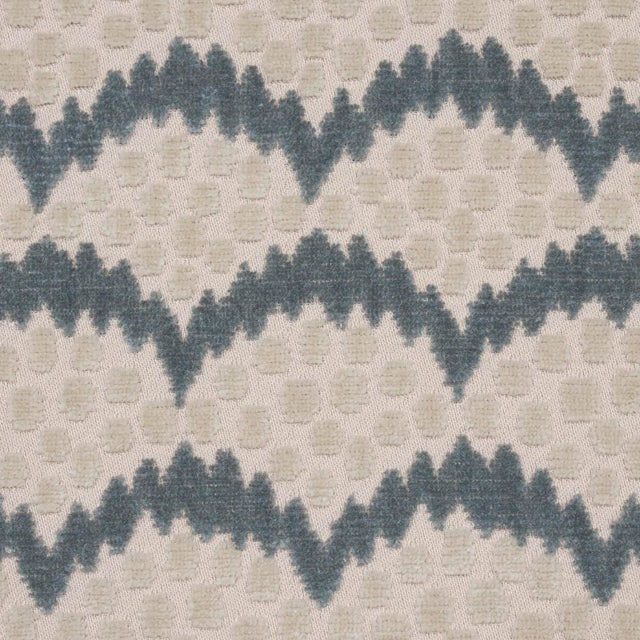 Schumacher SAMPLE - Schumacher x Neisha Crosland Pollen Cut Velvet Fabric In Soft Jade For Sale - Image 4 of 4