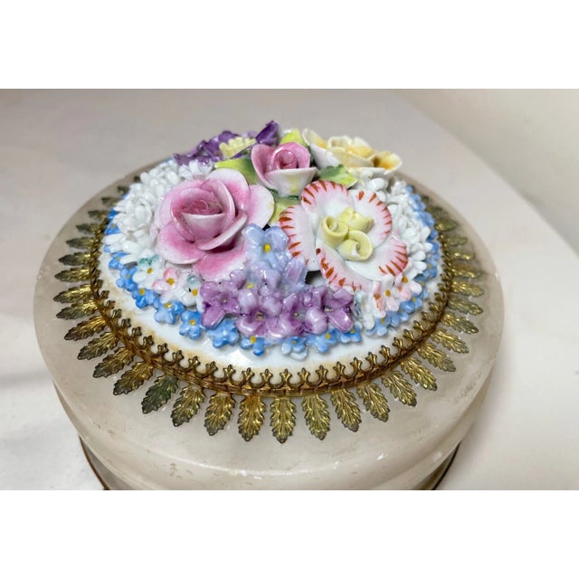 1930s Handmade Antique Ornate Alabaster Porcelain Ormolu Bronze Dresser Box Jar Brass For Sale - Image 5 of 9