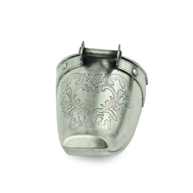 Antique Spanish Colonial Period Silver Plated Stirrups With Hand-Engraved Motifs Wall Decor - a Pair For Sale - Image 6 of 11
