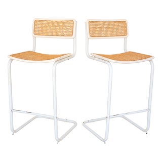 Mid-Century Bauhaus White B64 S64 Cesca Bar Stools in Rattan, 1970s, Set of 2 For Sale