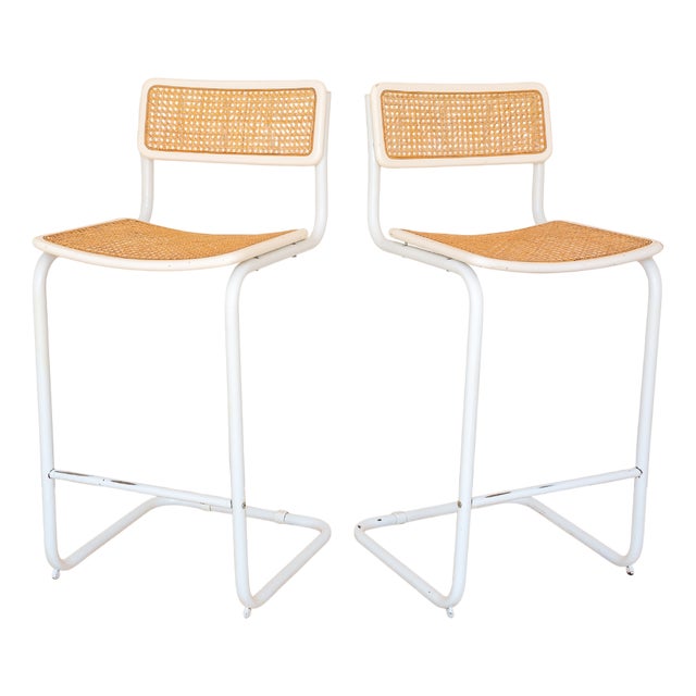 Mid-Century Bauhaus White B64 S64 Cesca Bar Stools in Rattan, 1970s, Set of 2 For Sale