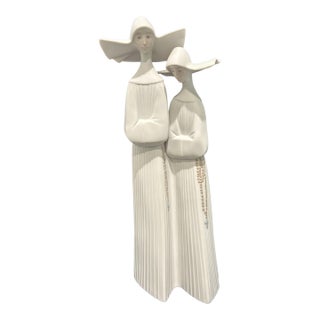 Mid 20th Century The Nuns Lladro Porcelain Figurine For Sale