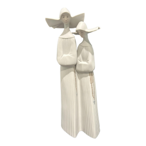 Mid 20th Century The Nuns Lladro Porcelain Figurine