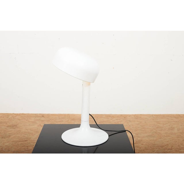 Foldable Studio Model Table Lamp in White Lacquered Metal by Carlo Viligiardi for Stilnovo, 1972 For Sale - Image 5 of 11