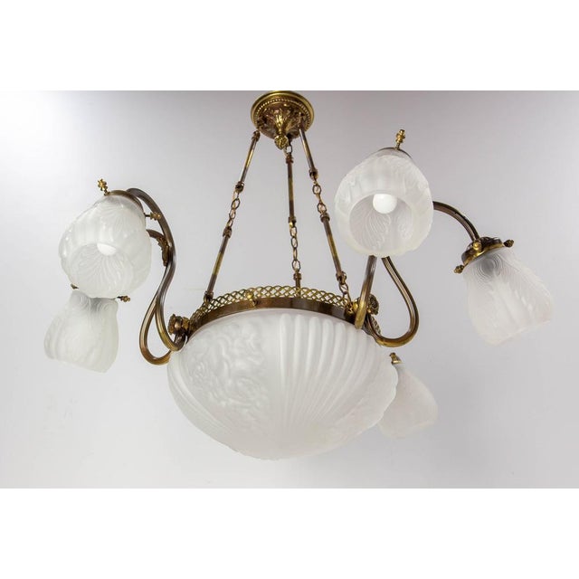 French Art Deco Chandelier in Frozen Glass and Brass, 1930 For Sale - Image 11 of 18