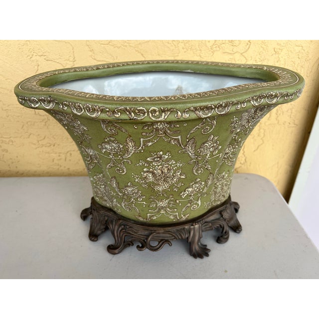 Antique Green Porcelain Crackle Glaze Bowl / Brass Footed Cache Pot / Jardiniere For Sale In West Palm - Image 6 of 9