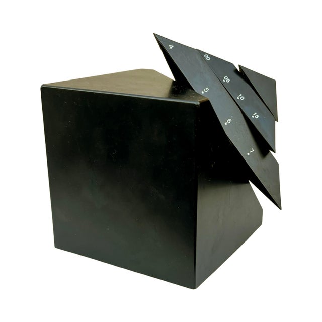 Futuristic Mantel Clock, Time Cube, 4d-Design, Usa 1988 For Sale - Image 9 of 9