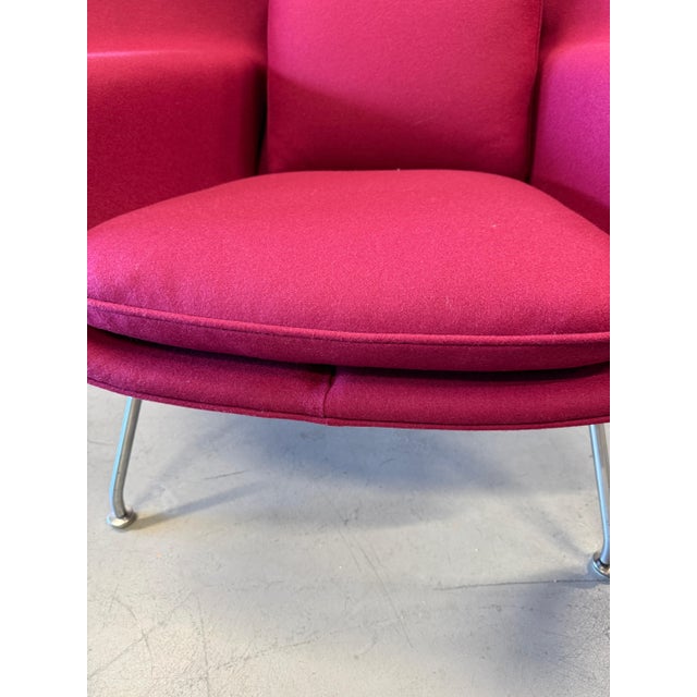 1966 Eero Saarinen for Knoll Womb Chair w/newer Ottoman Reupholstered For Sale - Image 15 of 17