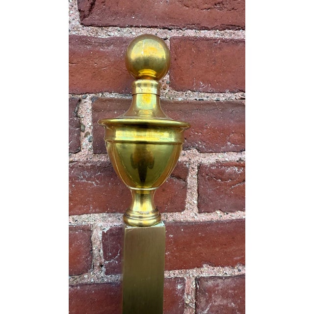 1970s 1970s Hollywood Regency Brass Queen Headboard – Attributed to Mastercraft For Sale - Image 5 of 9