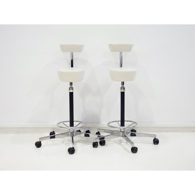 White Perch Chairs by George Nelson for Vitra, 2010s, Set of 2 For Sale - Image 16 of 16