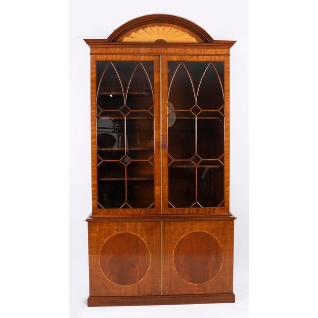 Vintage English George III Revival Library Bookcases, Set of 2 For Sale - Image 3 of 16