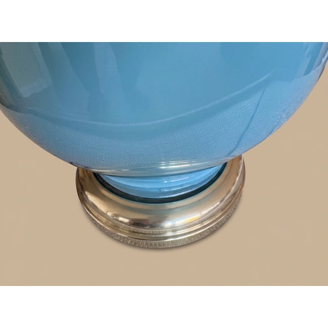 1950s Mid-Century Modern Robin's Egg Blue Cased Glass Ginger Jar Table Lamp For Sale - Image 5 of 7