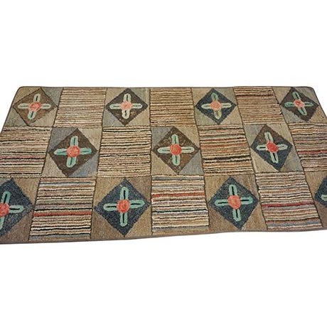 American Inspirational Beige Color With Geometric Design Antique American Hooked Rug For Sale - Image 3 of 12