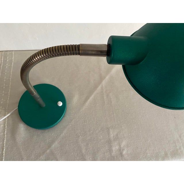 Mid-Century Modern Adjustable Gooseneck Desk Lamp in Emerald Green, 1960s For Sale - Image 17 of 18