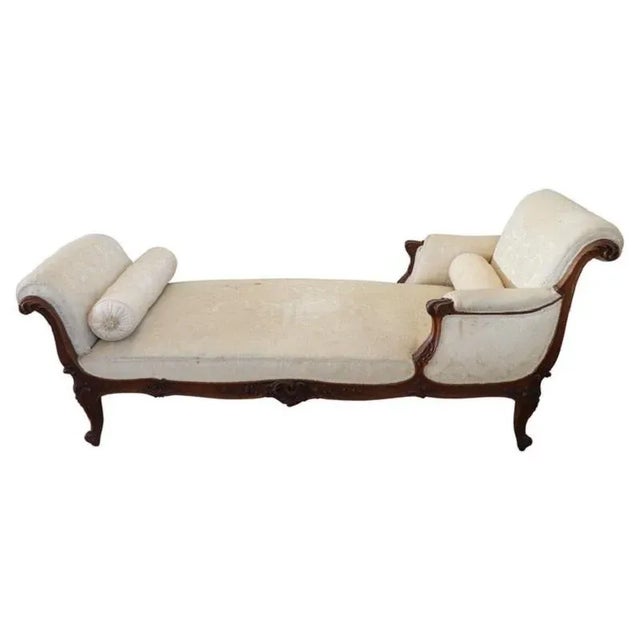 Antique Chaise Lounge in Walnut, 1800s For Sale - Image 16 of 16