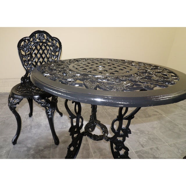 Mid 20th Century American Cast Iron Rose Garden Bistro Set, Table and Two Chairs, 3 Pieces For Sale - Image 17 of 18