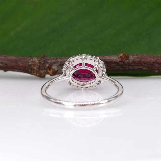 2.8Ct Madagascar Ruby Ring With Natural Diamond Accents: Solid 14k Gold, Size 6.75 For Sale - Image 9 of 10