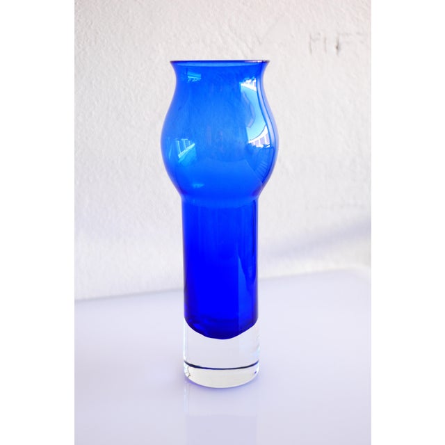 Glass Mid-Century Modern Scandinavian Cobalt Blue Glass Vase from Borgström Åseda, Sweden For Sale - Image 7 of 10