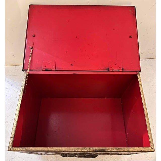 Vintage Storage Box With Ship Motifs For Sale In Miami - Image 6 of 10