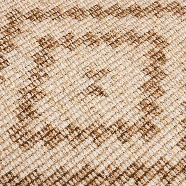 Schumacher Schumacher Manta Performance Fabric in Birch For Sale - Image 4 of 5