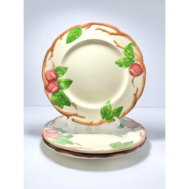 Franciscan “Apple” Set of 3 Earthenware Luncheon Plates 9 5/8” Good vintage condition. No chips, cracks, or fleabites....
