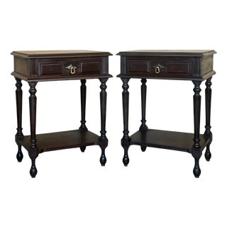 1900-1909 Pair of Spanish Nightstands With One Drawer and Low Shelve and Fluted Legs For Sale