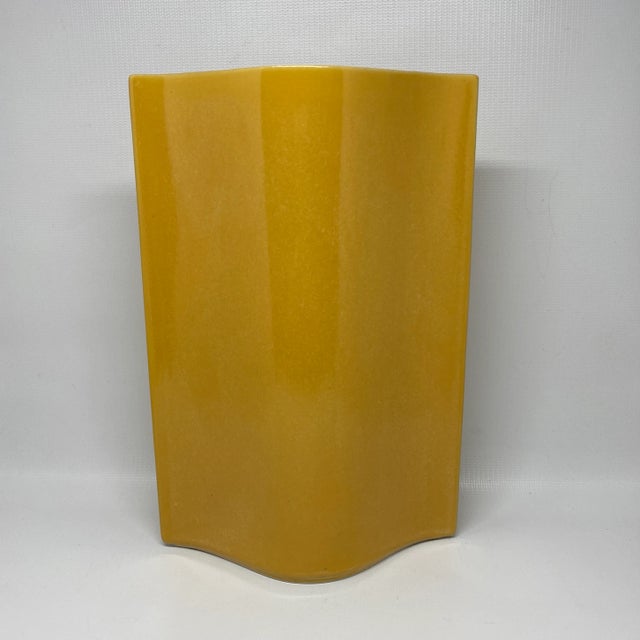 circa 1950s amber yellow Mikasa "La Ronde" moselle ceramic vase made in Japan. Almond eye shaped vase with round opening...