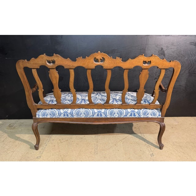 Walnut 3-Seater Couch, 1890 For Sale - Image 6 of 16