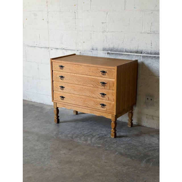 Mid-Century Modern Oak Dresser With 4 Drawers Danish Mid-Century Modern 1960s For Sale - Image 3 of 11