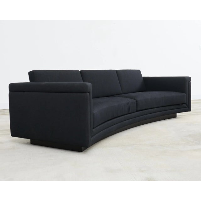 Early 21st Century Modern Curved Sofa in Black Linen After Edward Wormley For Sale - Image 5 of 12