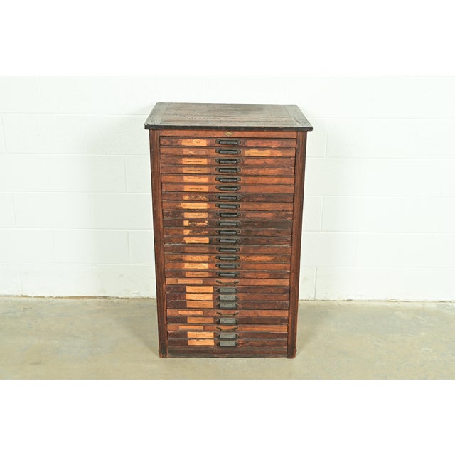 Industrial Antique Oak 25-Drawer Architect's Blueprint Flat File Cabinet by Hamilton, Circa 1900 For Sale - Image 3 of 14